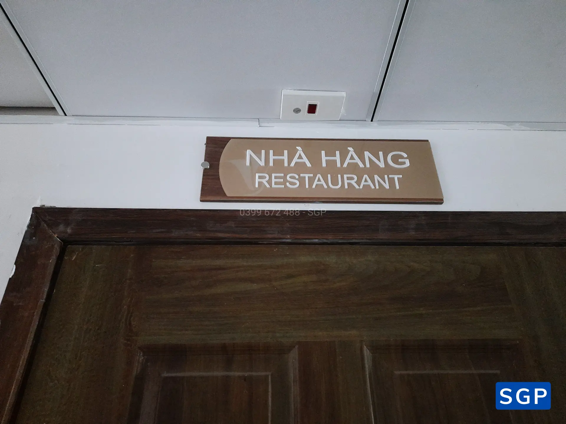 Nhà Hàng Ở Nha Trang