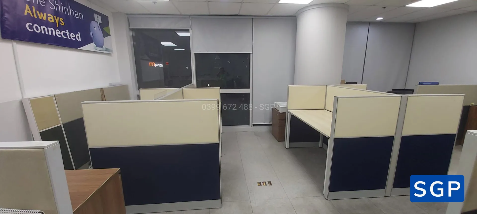 lắp đặt vách ngăn nỉ 2 múi cho công ty tại Long An