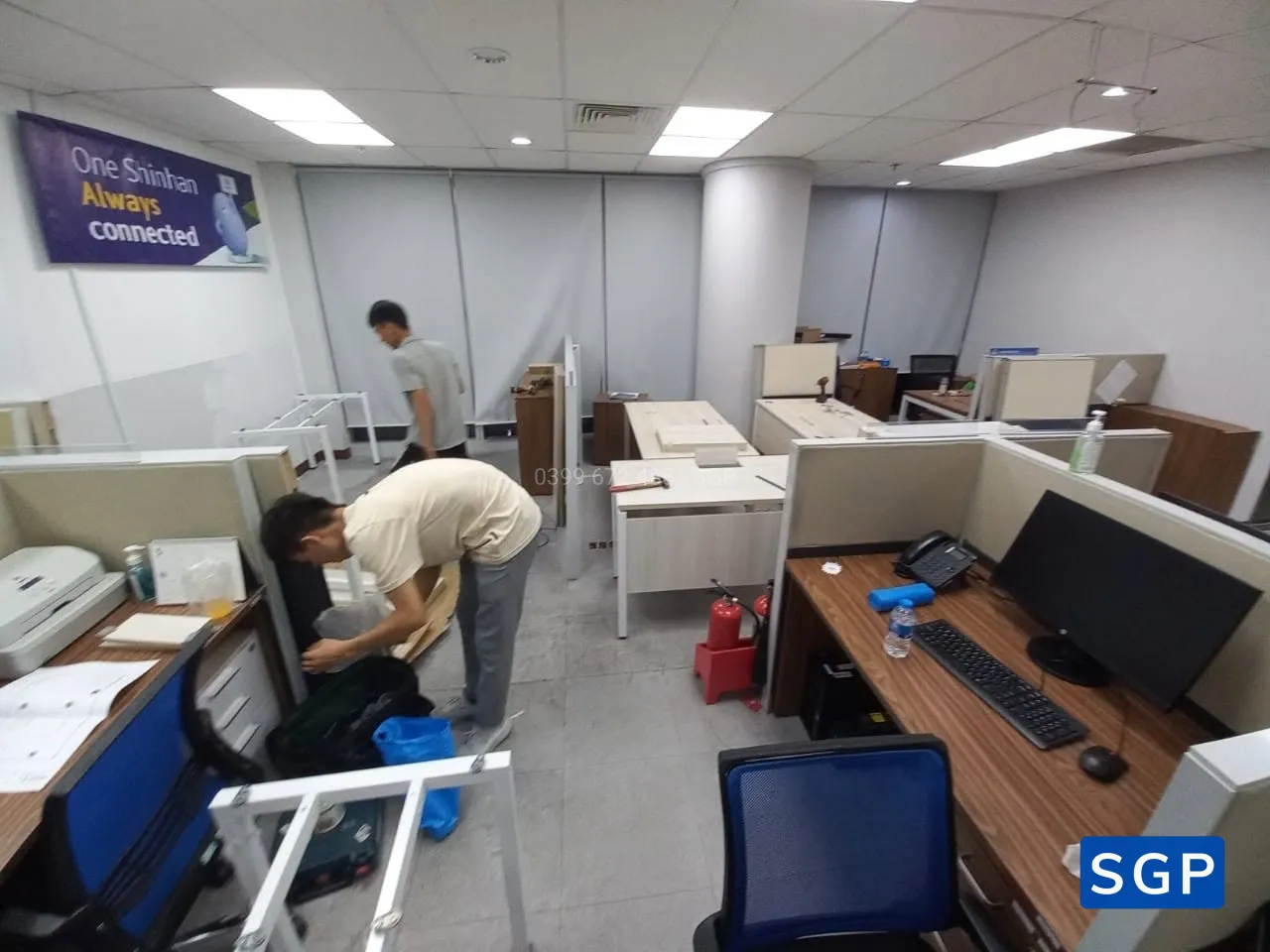 lắp đặt vách ngăn nỉ 2 múi cho công ty tại Long An