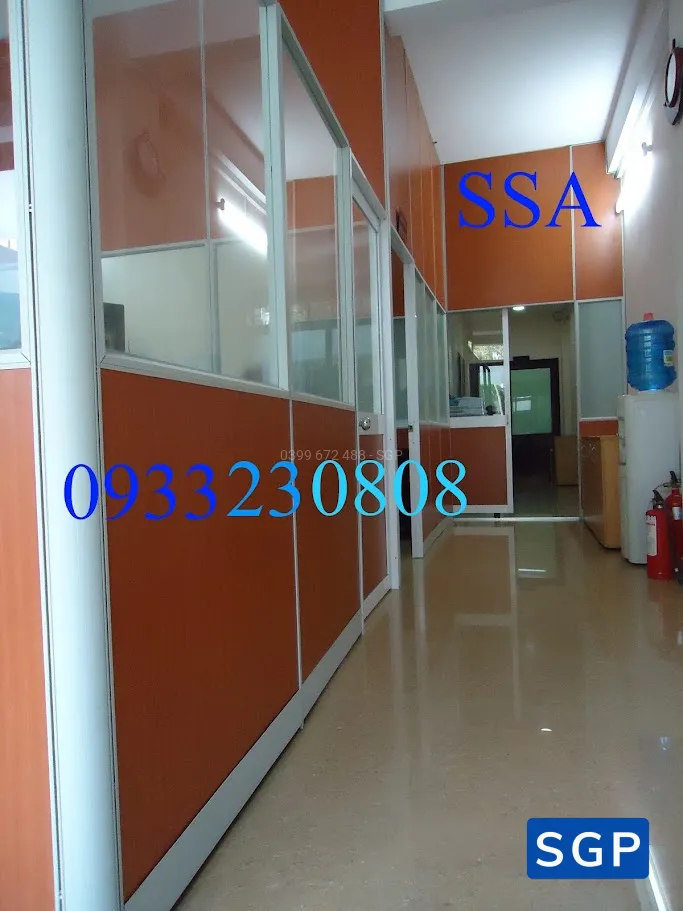Sản xuất và lắp đặt vách gỗ khung nhôm ngăn phòng