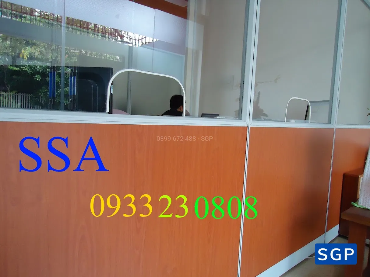 Sản xuất và lắp đặt vách gỗ khung nhôm ngăn phòng