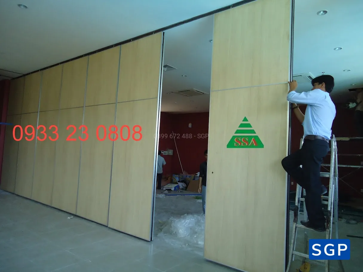 Sản xuất và lắp đặt vách di động cho công trình mũi né