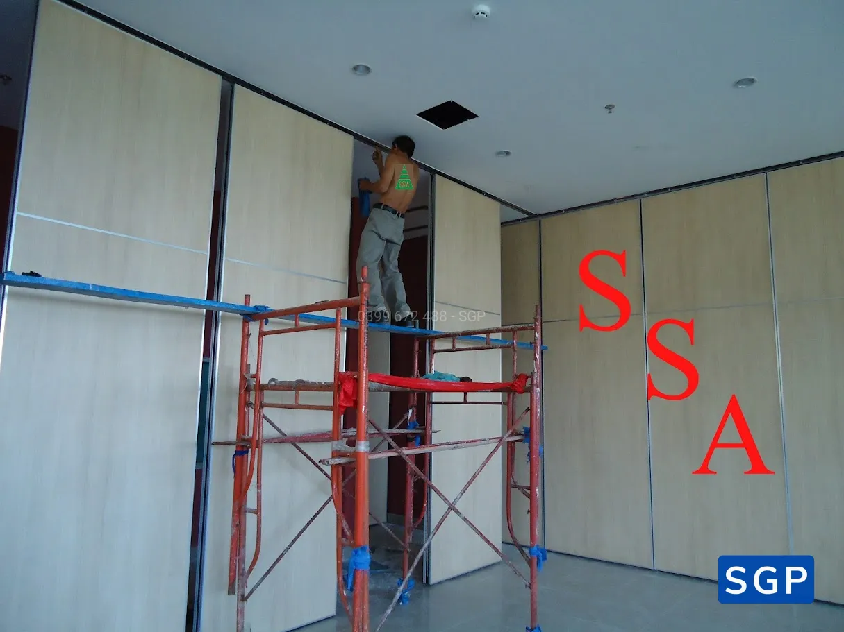 Sản xuất và lắp đặt vách di động cho công trình mũi né