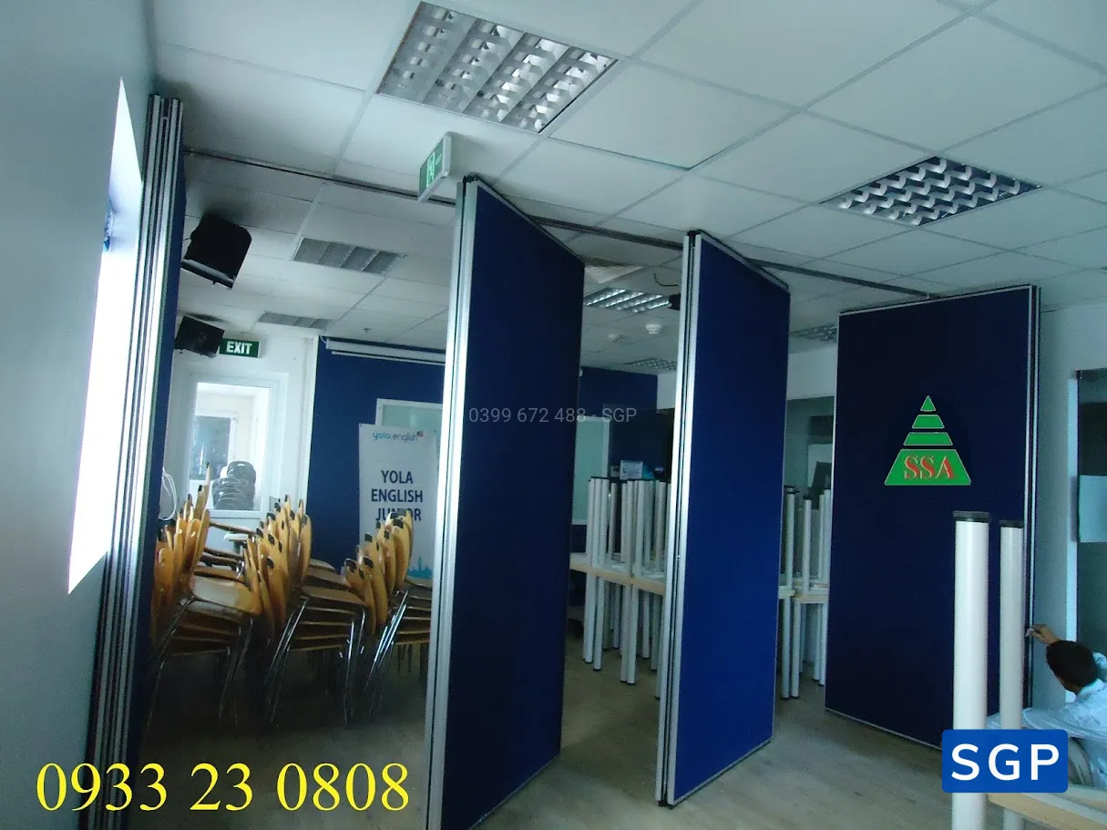 Sản xuất và lắp đặt vách di động cho công ty giày - 2