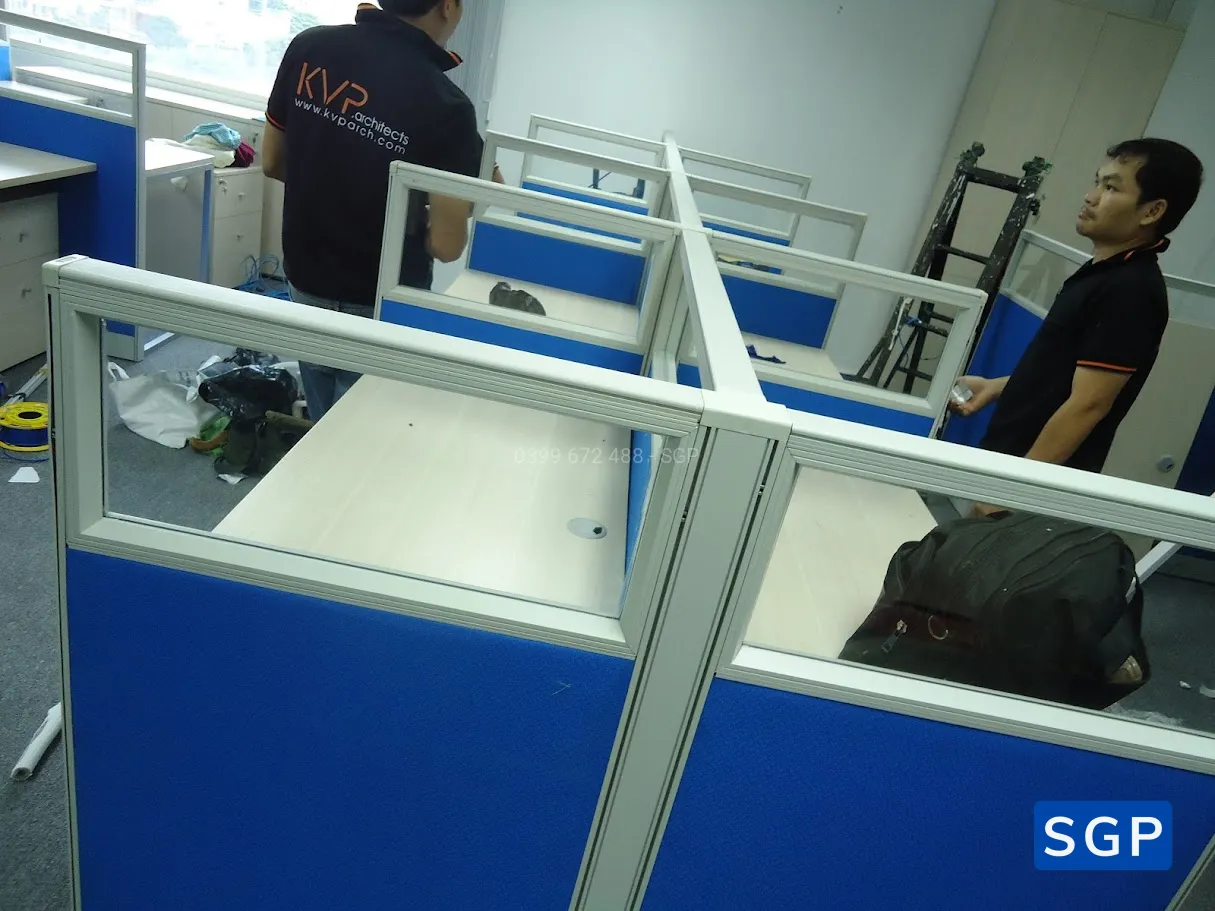 Sản xuất và lắp đặt vách nỉ kính - 2
