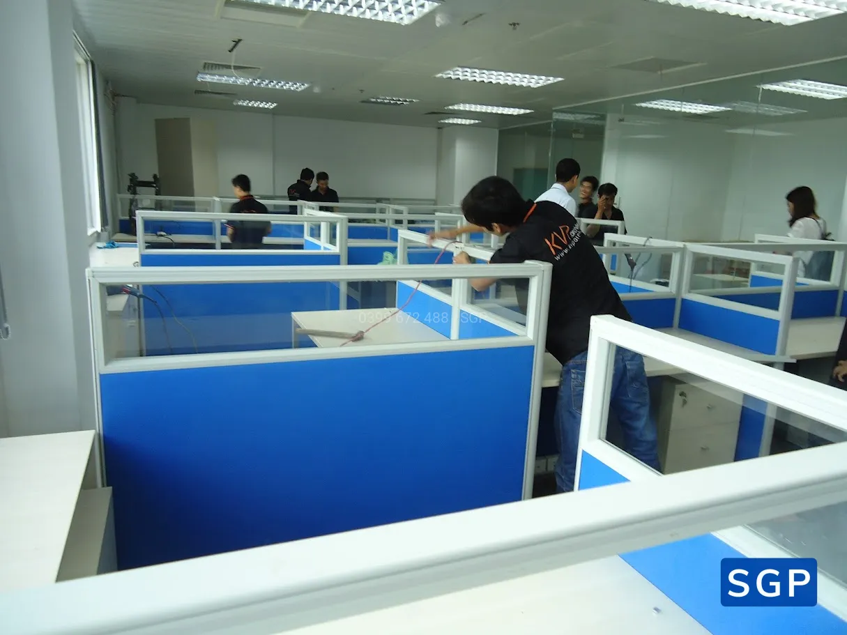 Sản xuất và lắp đặt vách nỉ kính - 6