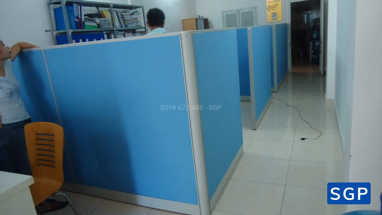 Sản xuất và lắp đặt vách nỉ