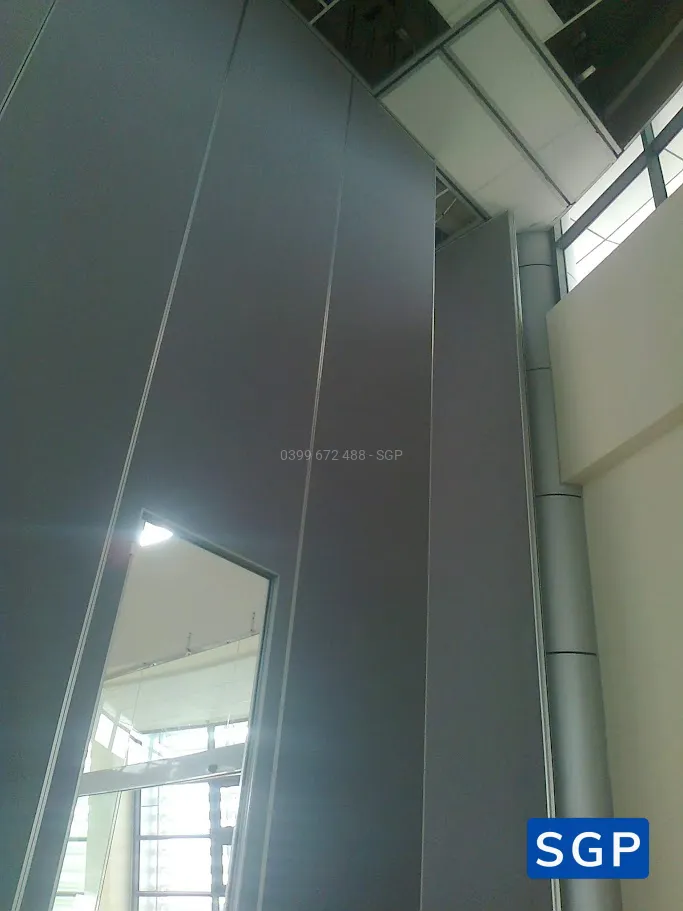 Sản xuất và lắp đặt vách di động - trung tâm việc làm miền bắc