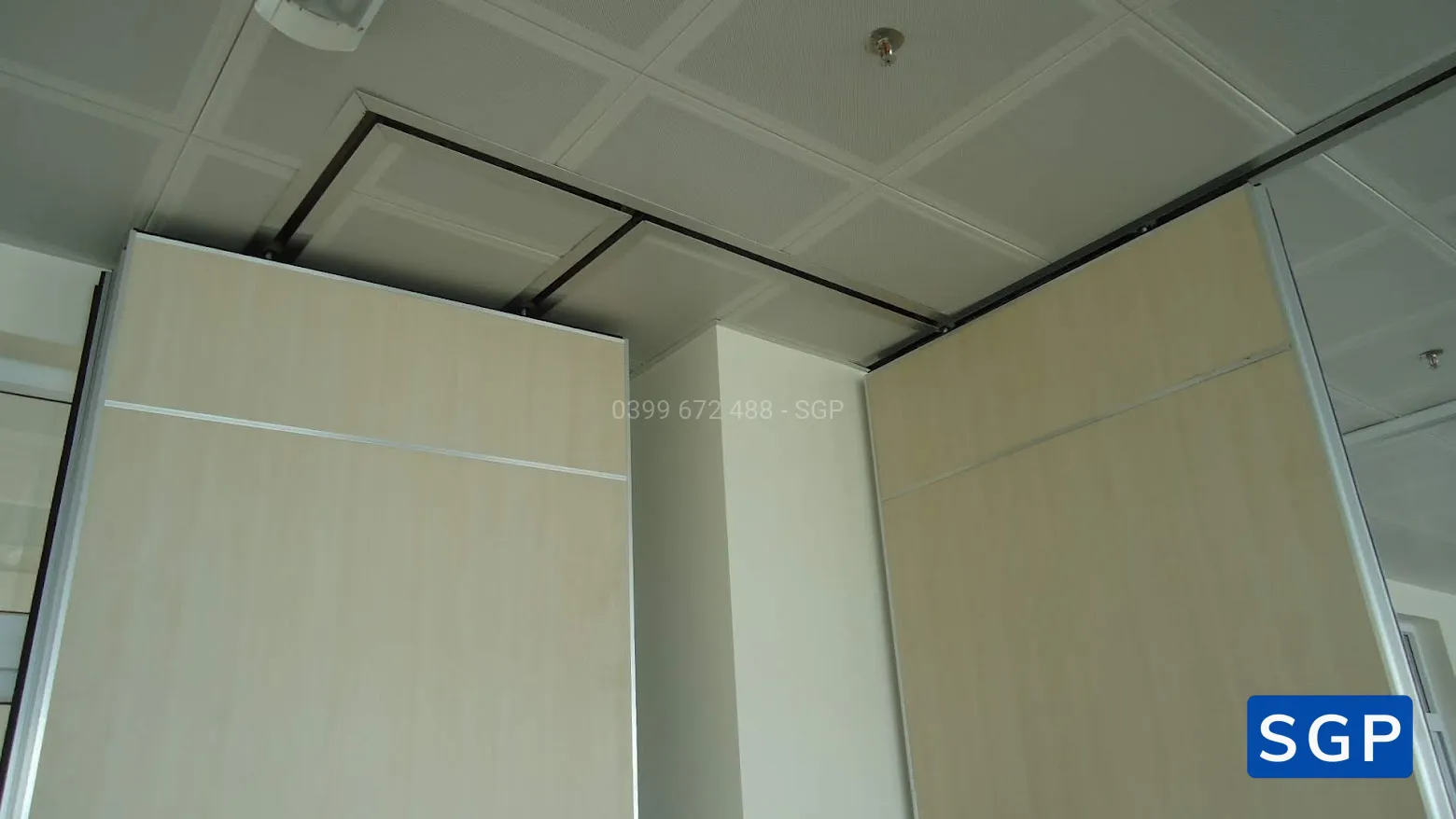 Sản xuất và lắp đặt vách di động cho bệnh viện - 2