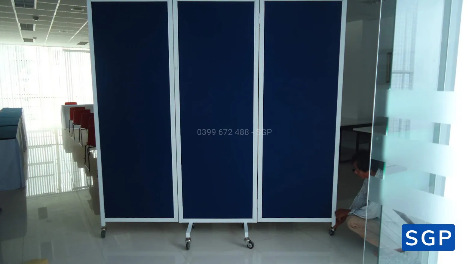 Sản xuất và lắp đặt vách di động