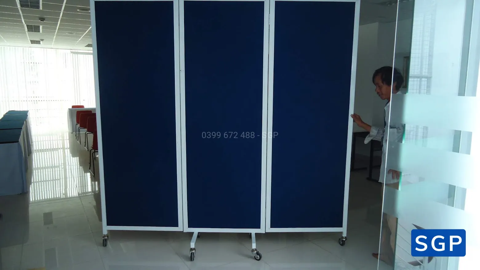 Sản xuất và lắp đặt vách di động