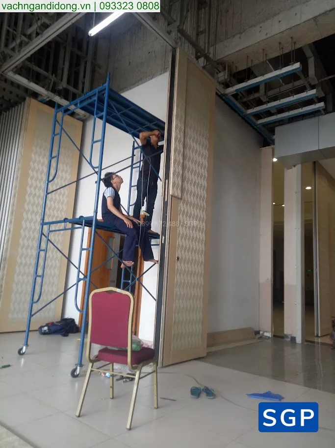 sữa vách di động cho trung tâm hội nghị tại Bình Dương