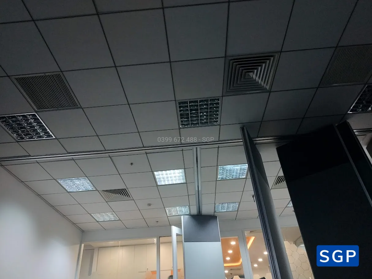 Sản xuất và lắp đặt vách di động cho công ty bào hiểm - 10