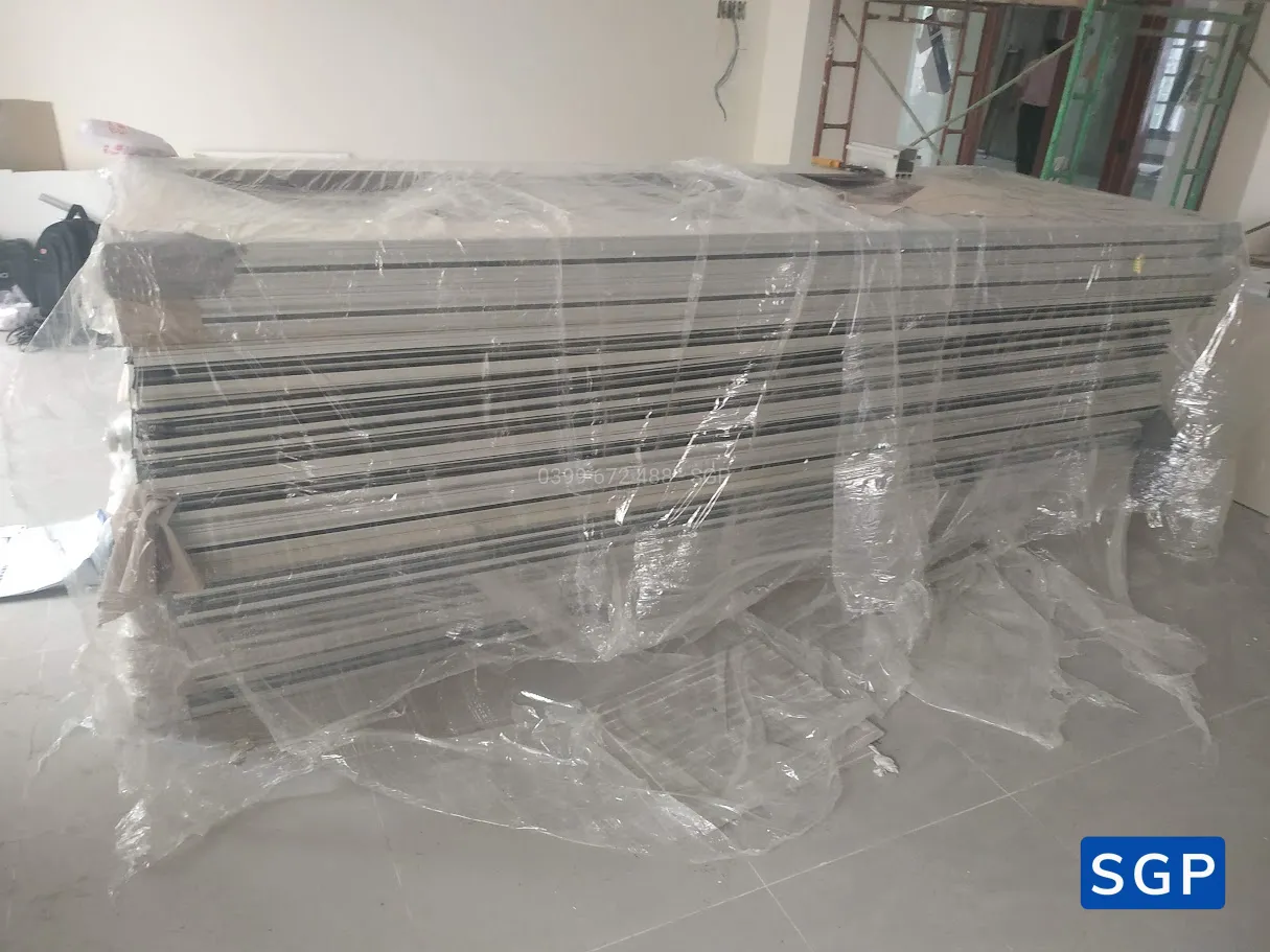 Sản xuất và lắp đặt vách di động cho nhà hàng