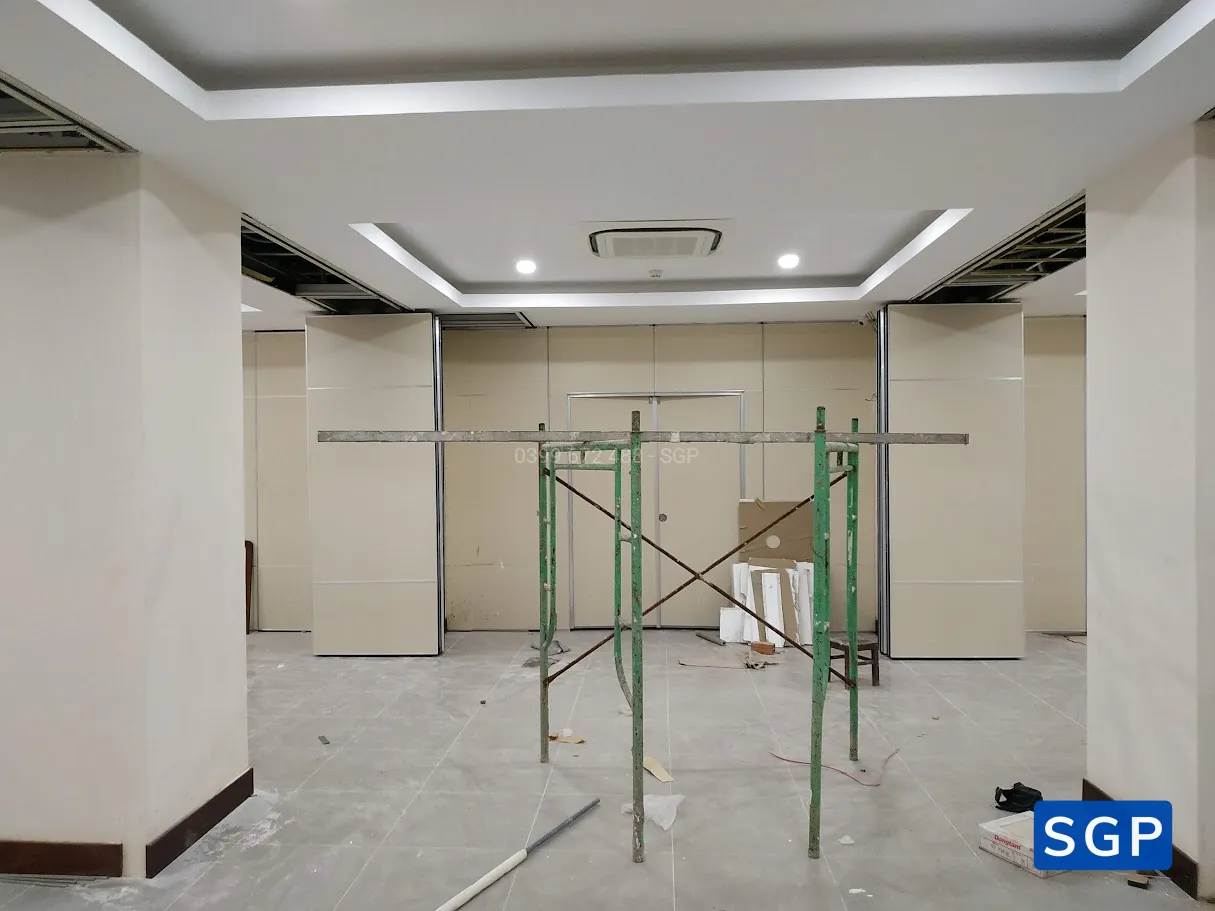 Sản xuất và lắp đặt vách di động cho nhà hàng