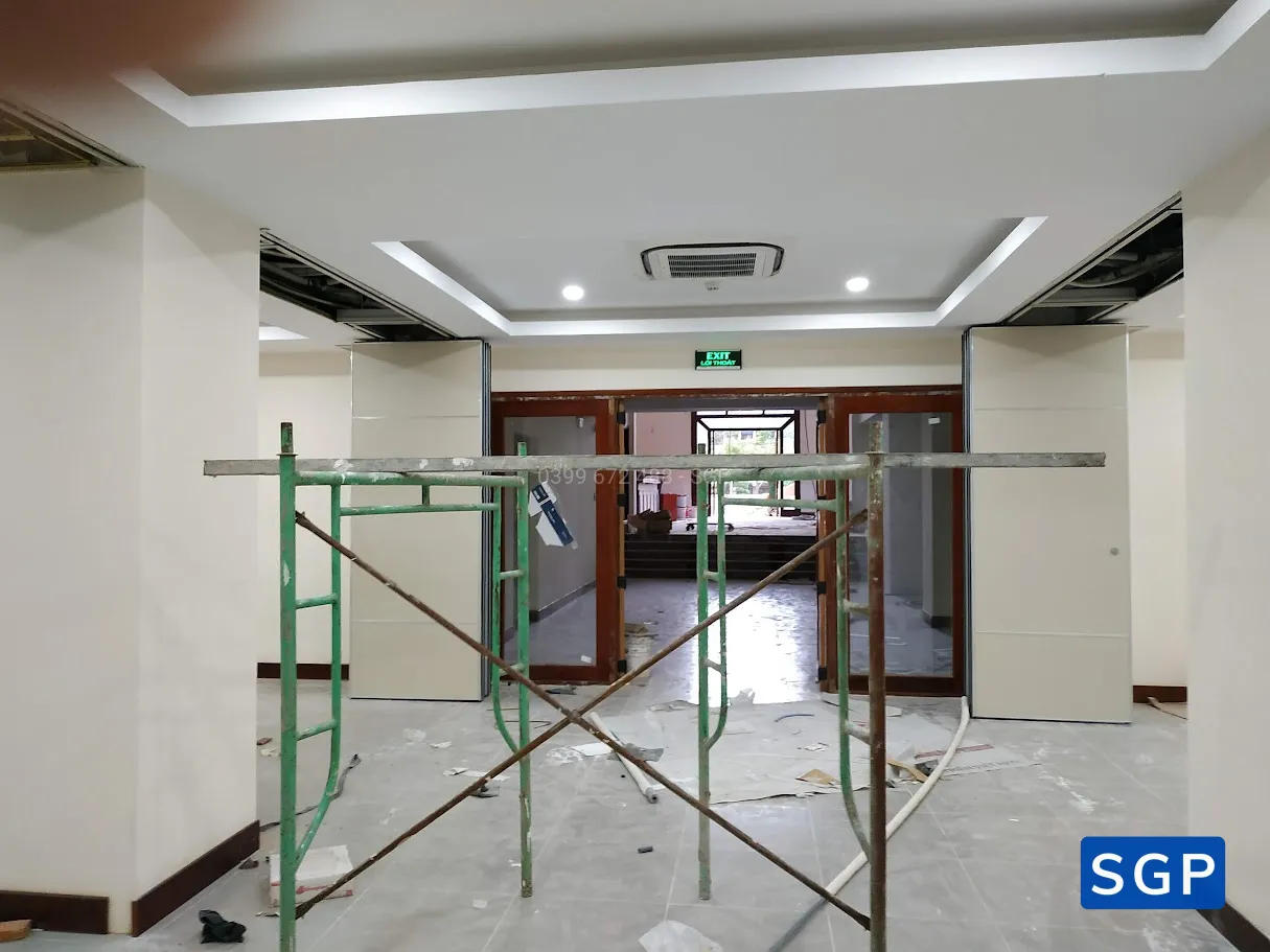 Sản xuất và lắp đặt vách di động cho nhà hàng