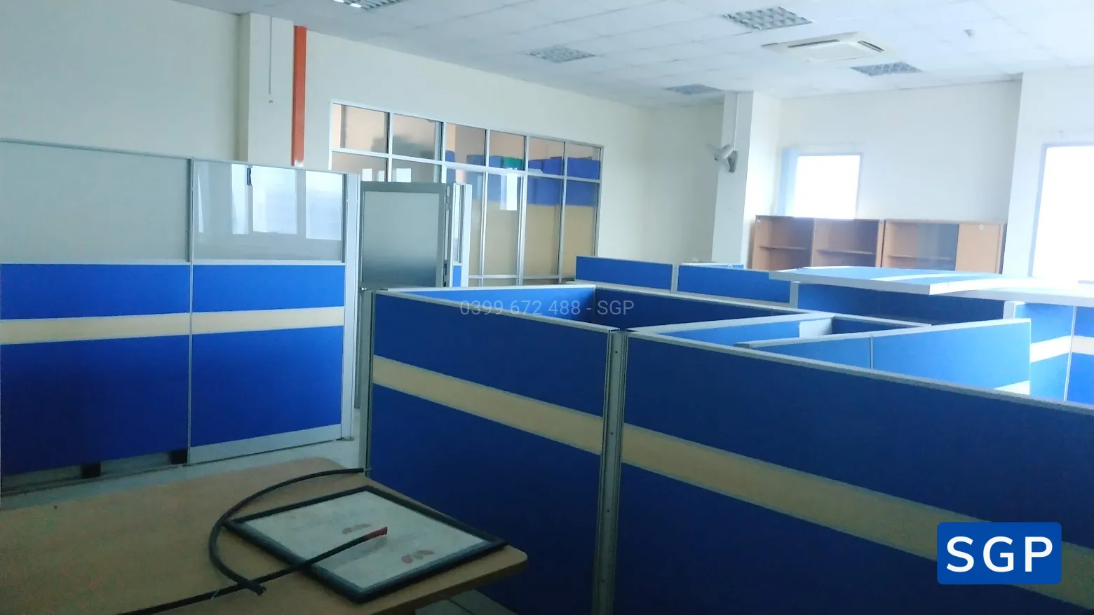 bọc lại vách ngăn nỉ cho công ty VNPT