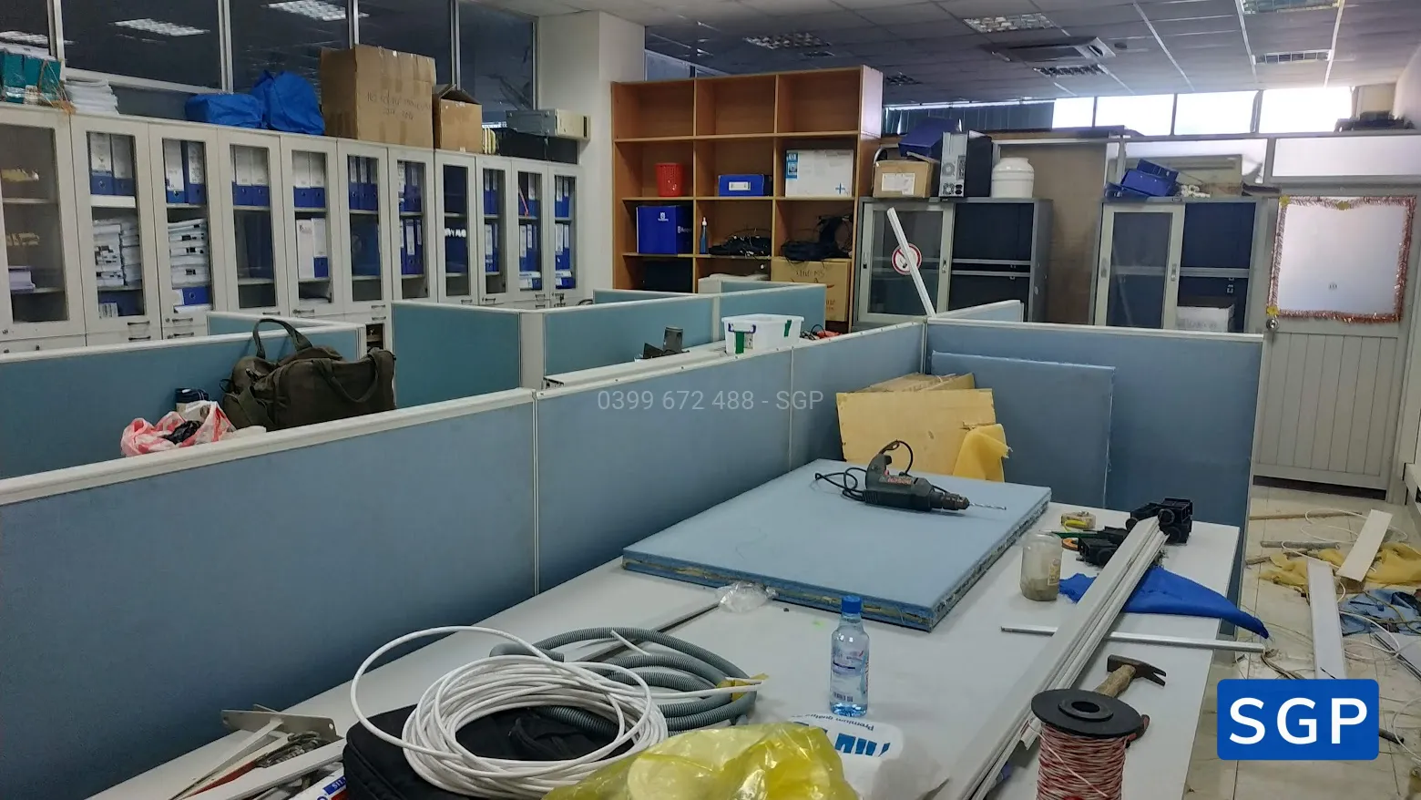 bọc lại vách ngăn nỉ cho công ty VNPT