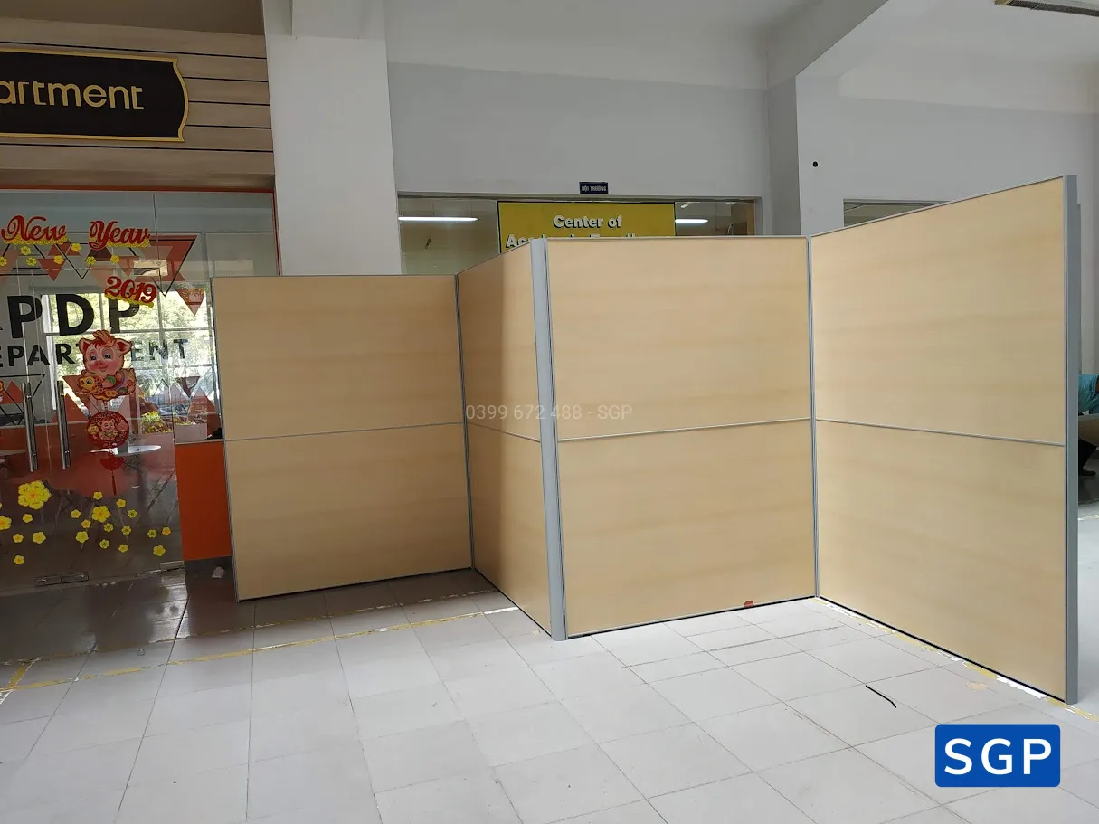 Vách ngăn triễn lãm tại trường FPT - 4