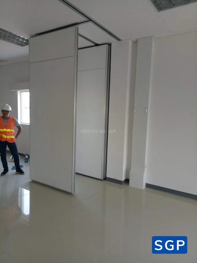 Sản xuất và lắp đặt vách di động cho công ty trong KCN