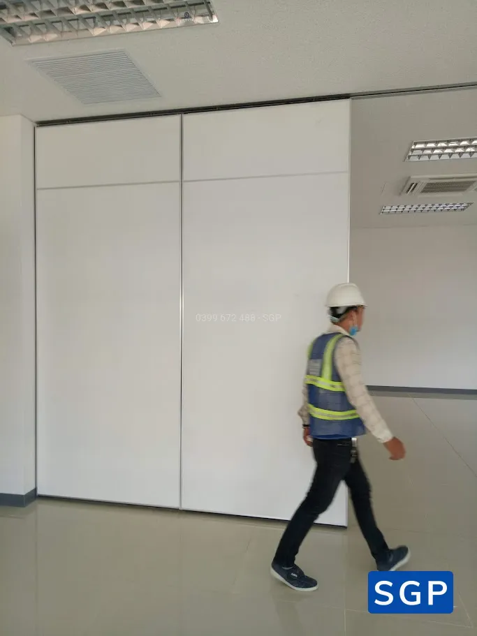Sản xuất và lắp đặt vách di động cho công ty trong KCN