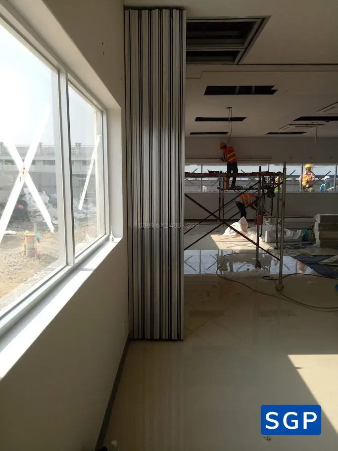 Sản xuất và lắp đặt vách di động cho công ty trong KCN