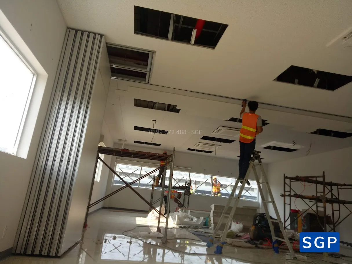 Sản xuất và lắp đặt vách di động cho công ty trong KCN