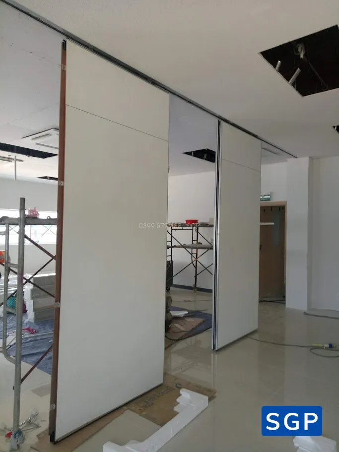 Sản xuất và lắp đặt vách di động cho công ty trong KCN