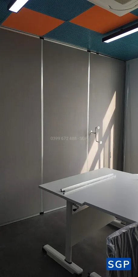 vách di động bọc nỉ cho công ty bảo hiểm