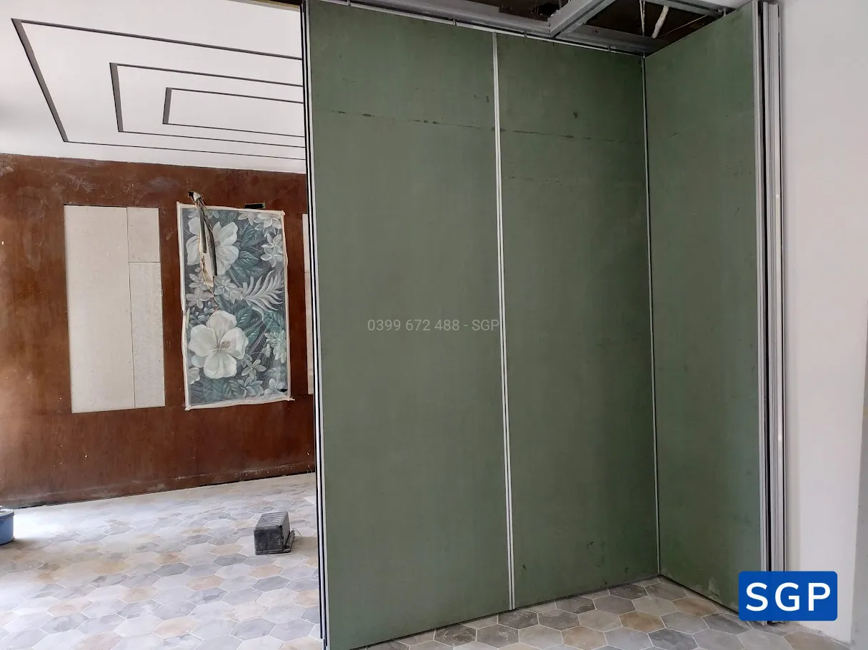 Sản xuất và lắp đặt vách di động cho nhà hàng