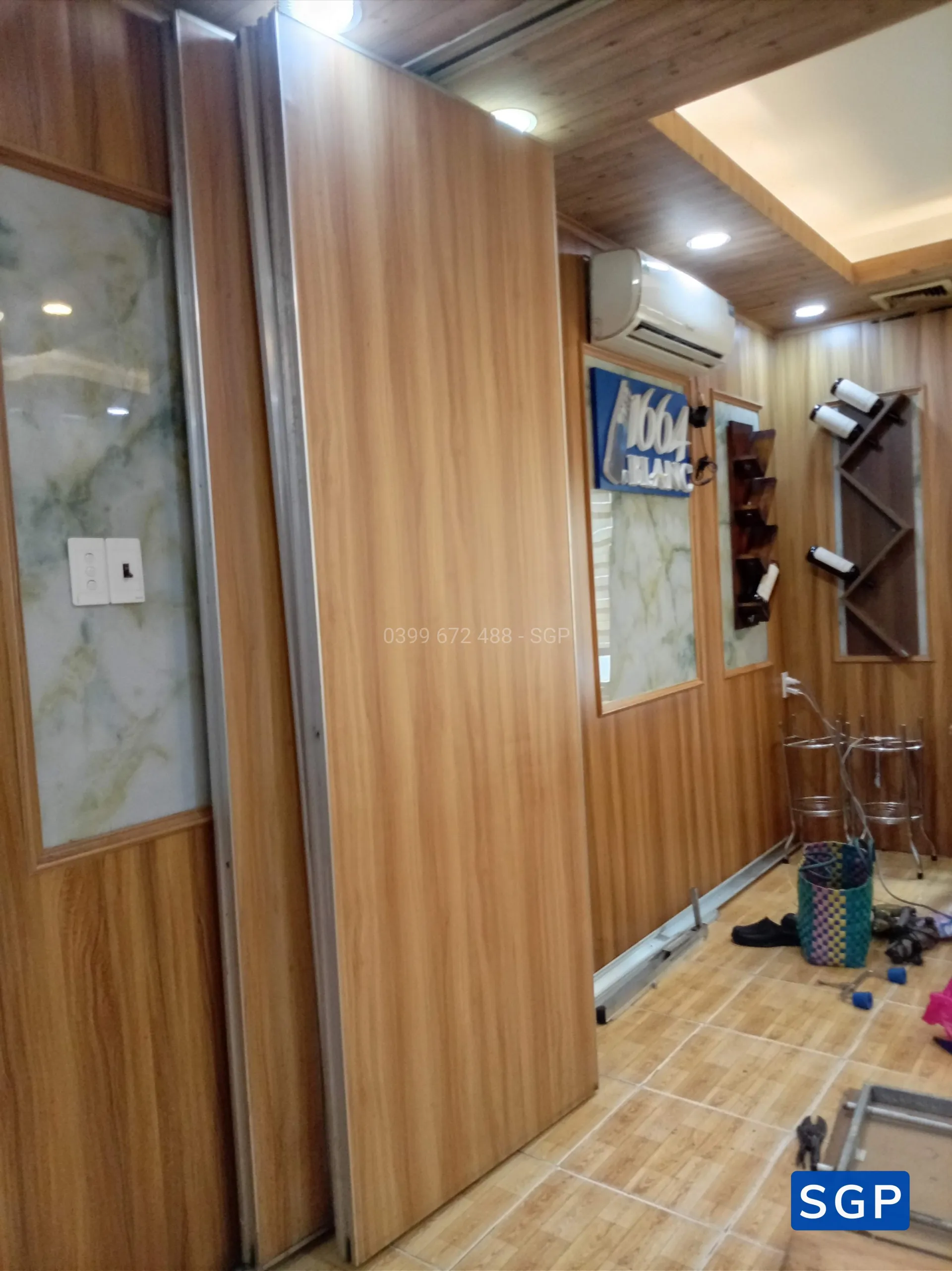 062826 - sữa vách di động tại quang trung gò gấp cho quán ăn 