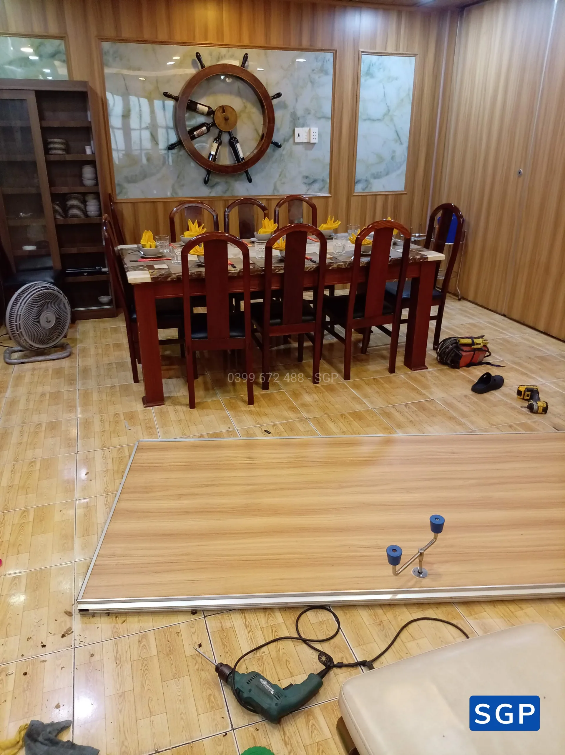 062826 - sữa vách di động tại quang trung gò gấp cho quán ăn 