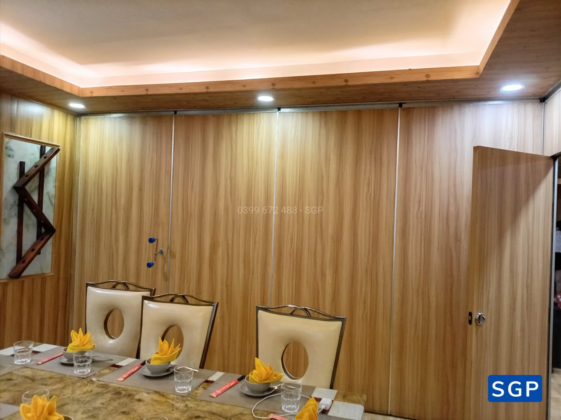 062826 - sữa vách di động tại quang trung gò gấp cho quán ăn 