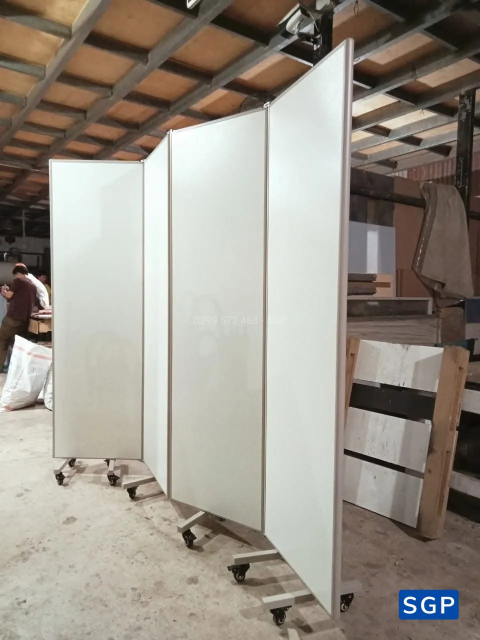 sản xuất vách ngăn xếp 4 tấm ghép lại