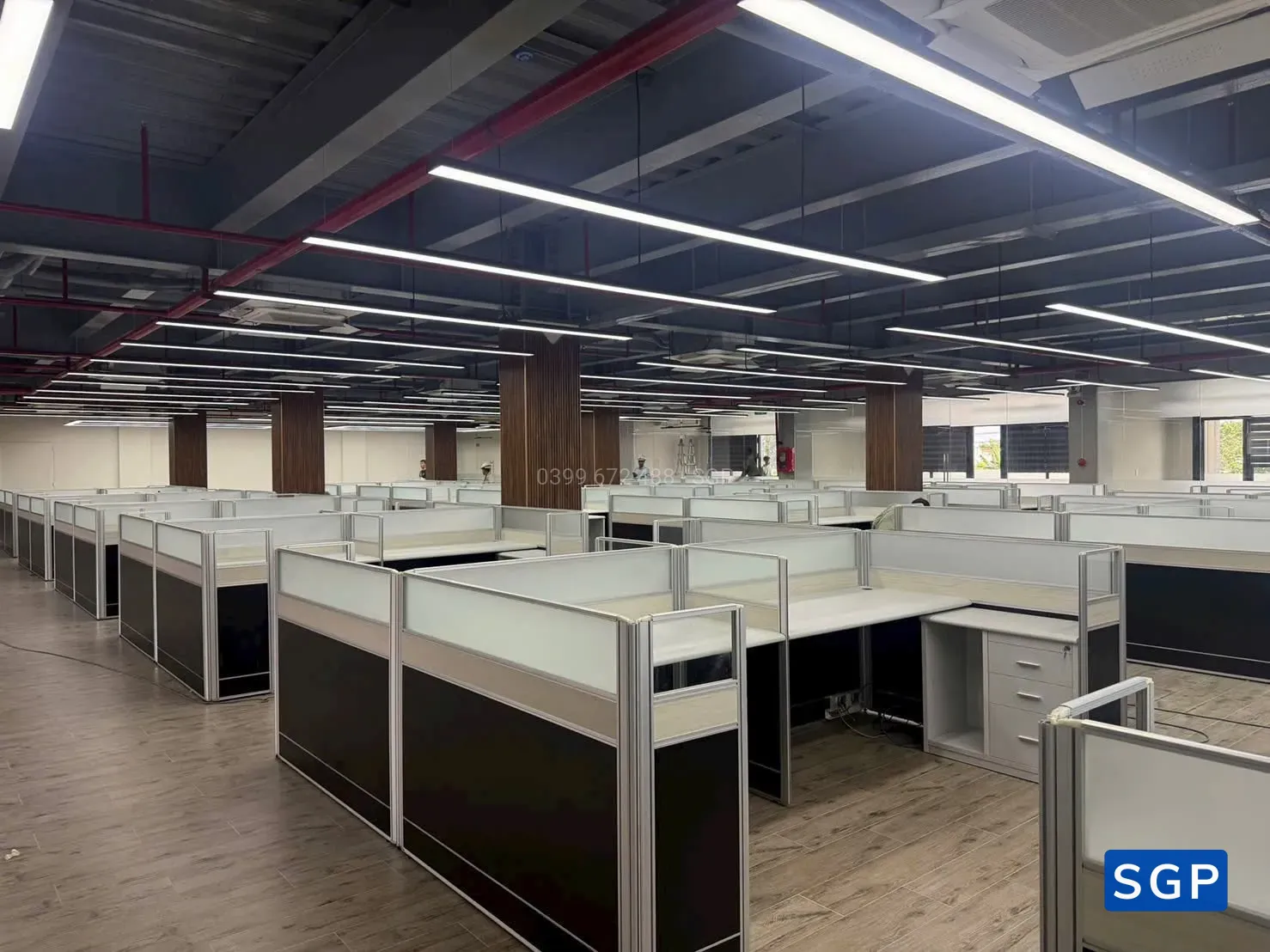 Hoàn thiện vách ngăn bàn làm việc cho công ty ở Đồng Nai - 2