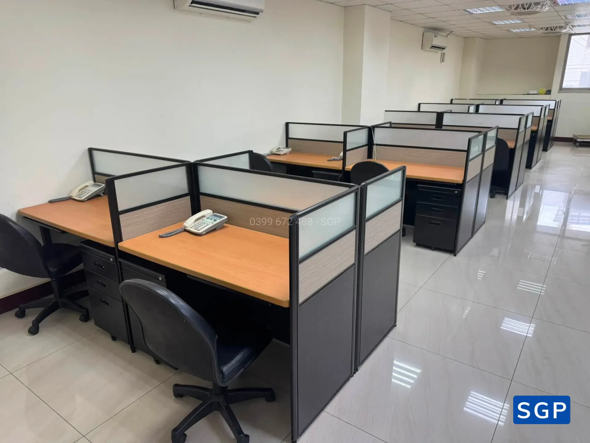 Lắp đặt hoàn thiện vách ngăn bàn làm việc - 5