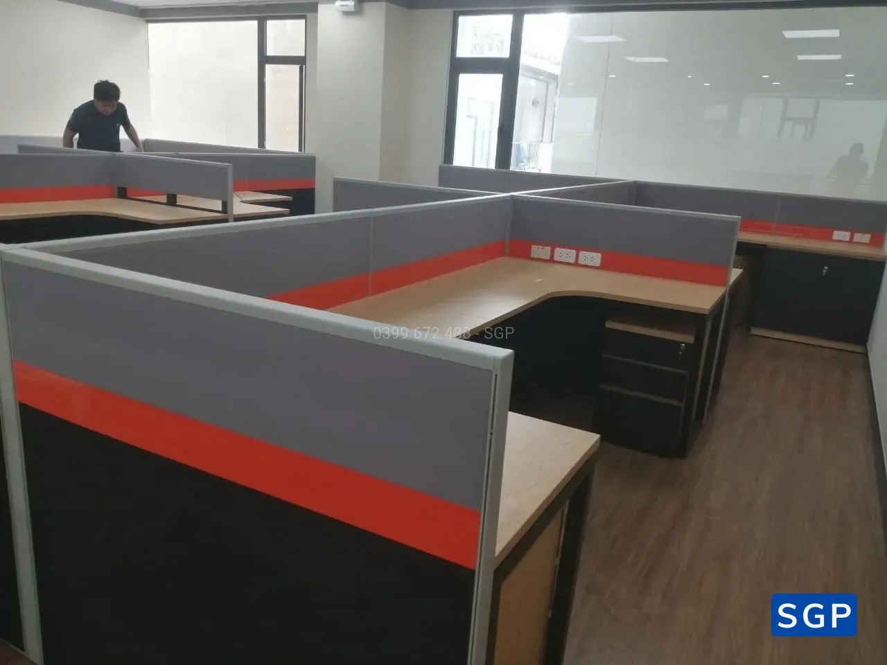Vách ngăn nỉ khung nhôm 2 múi - 13