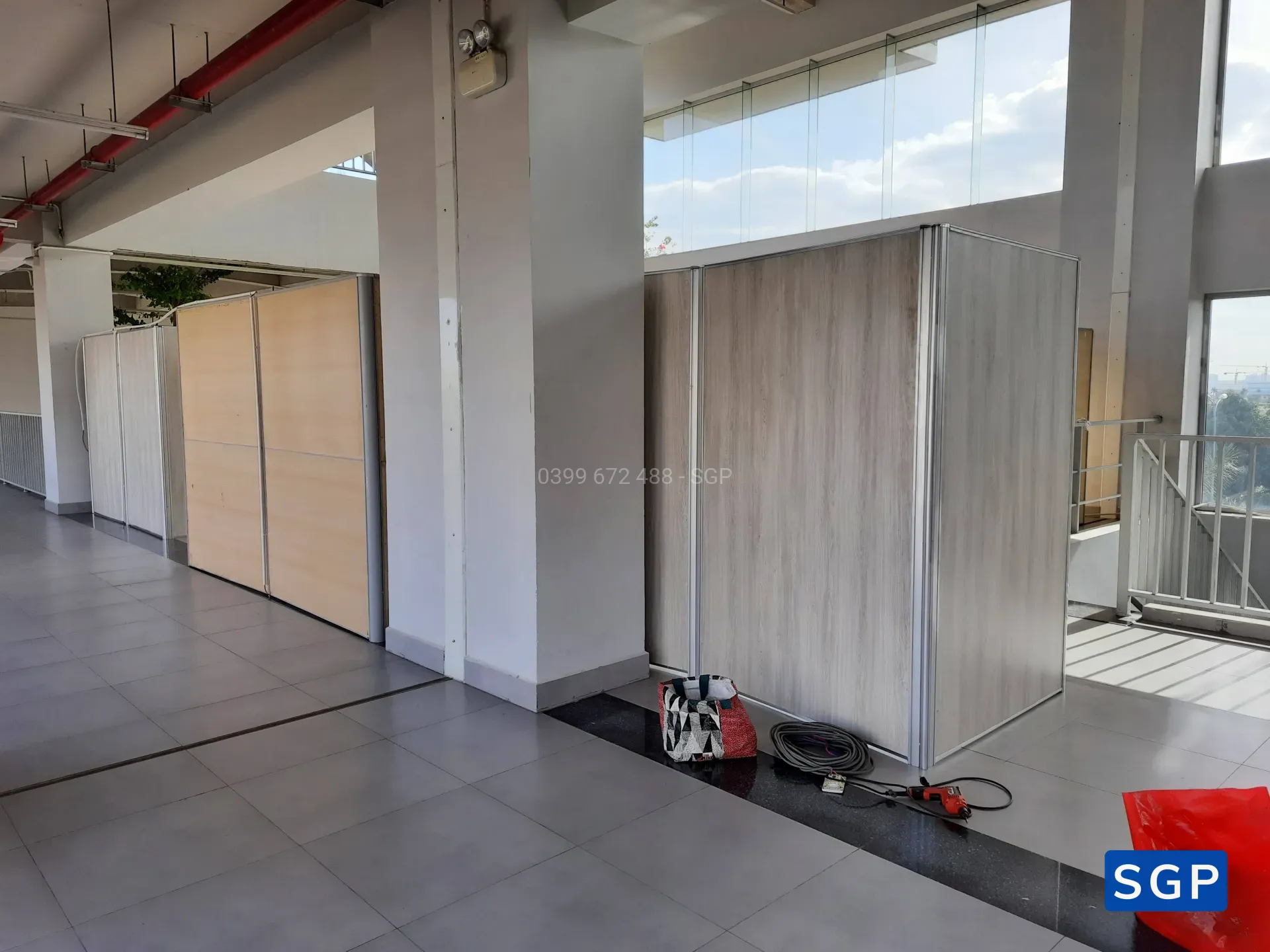 Lắp đặt vách ngăn tại hội chợ cho trường FPT ở quận 9 - 10