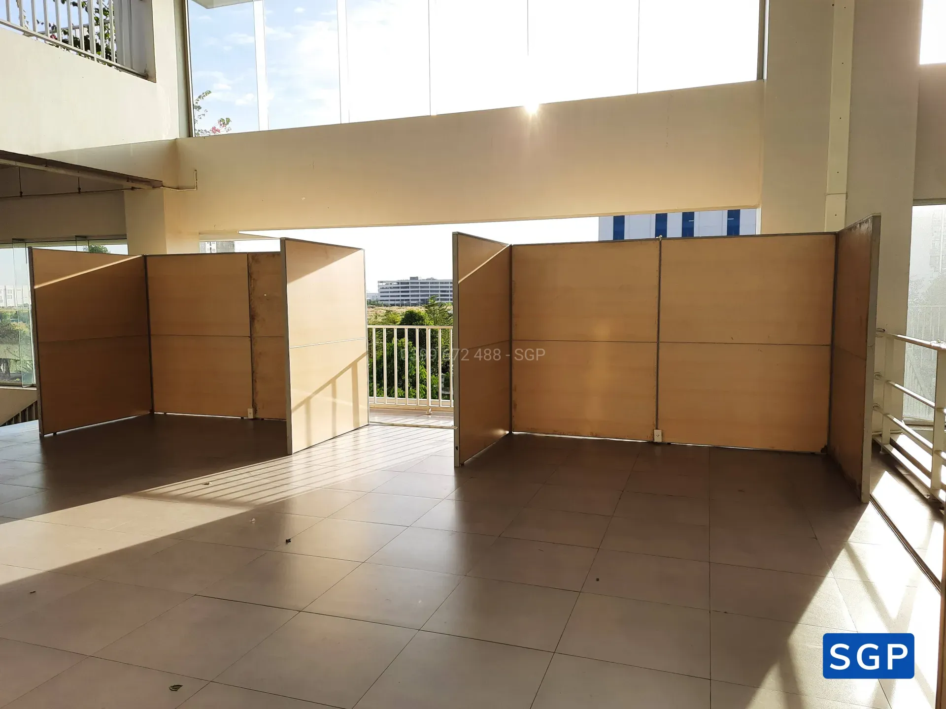 Lắp đặt vách ngăn tại hội chợ cho trường FPT ở quận 9 - 18