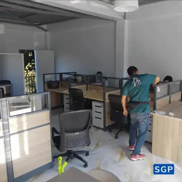 Lắp đặt vách gỗ kính