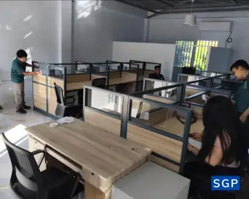 Lắp đặt vách gỗ kính