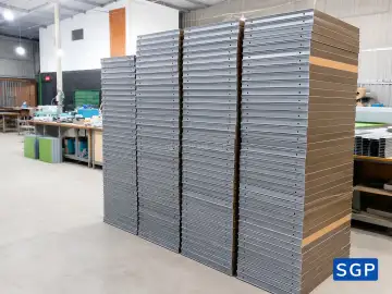 vách ngăn bàn làm việc màu xanh 