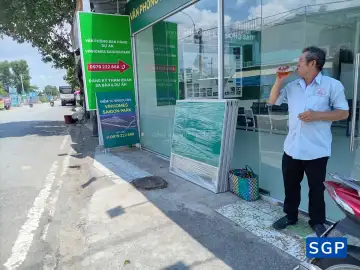 Lắp vách ngăn lửng cho công ty bất động sản ở Hóc Môn
