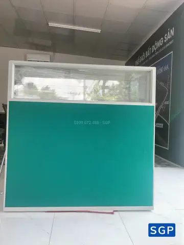 Lắp vách ngăn lửng cho công ty bất động sản ở Hóc Môn