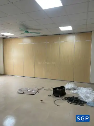 vách ngăn di động văn phòng