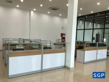 cụm bàn làm việc có vách ngăn