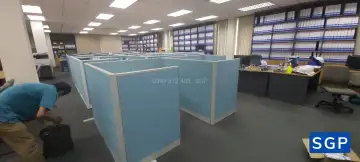 vách ngăn nỉ nhôm cho bàn L
