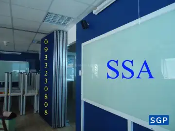Sản xuất và lắp đặt vách di động cho công ty giày
