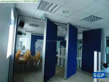 Sản xuất và lắp đặt vách di động cho công ty giày