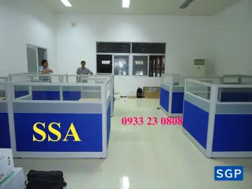 Sản xuất và lắp đặt vách nỉ kính